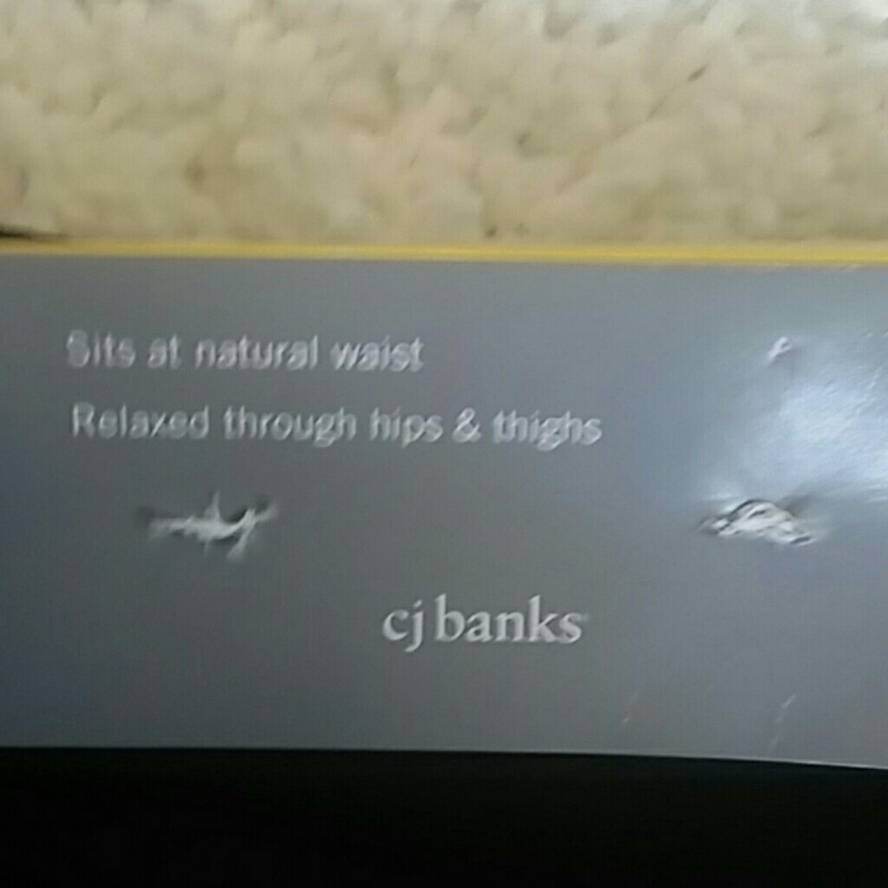 C.J Banks Pants - Picture 3 of 3